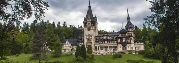 Vizitează România însoțit de un Traducător Rusă, Engleză, Română